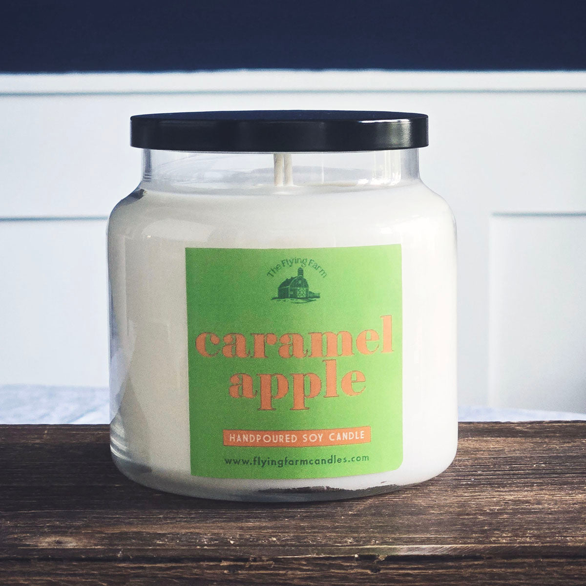 Caramel Apple - Scented Candle - Apothecary