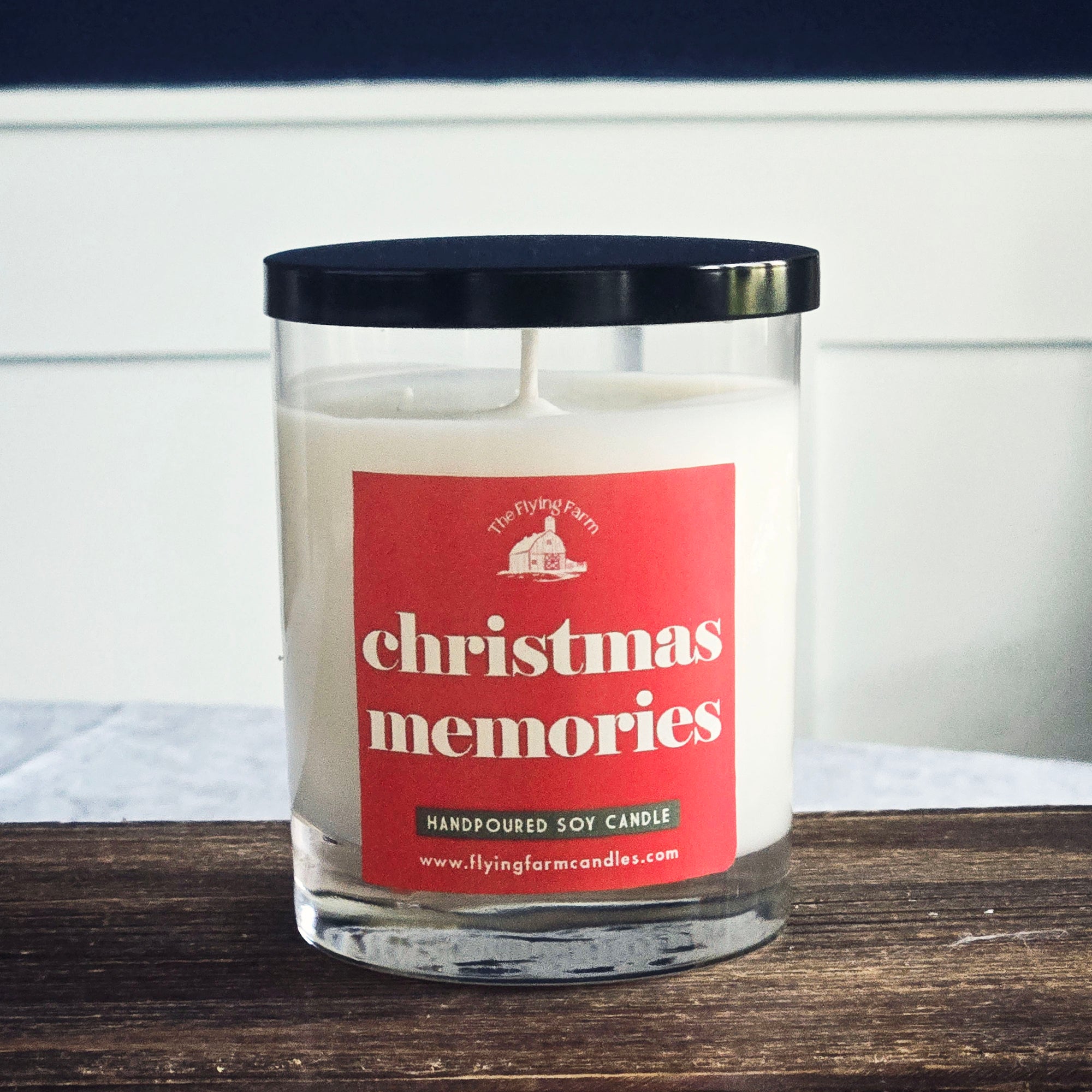 Best smelling holiday candle