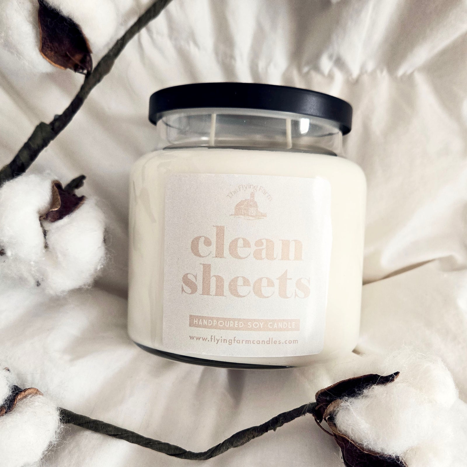Clean Sheets Scented Candle - Apothecary